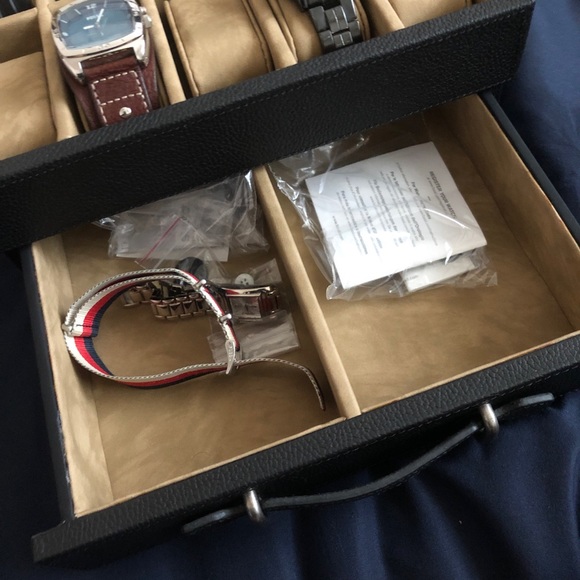 COPY - Fossil Multiple Watch Leather Case - Picture 3 of 4